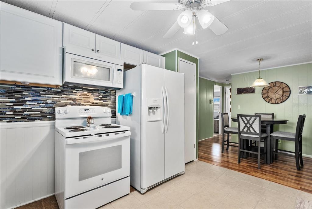 Property for sale at 560 FAIRMOUNT DRIVE, NORTH PORT, FL, 34287