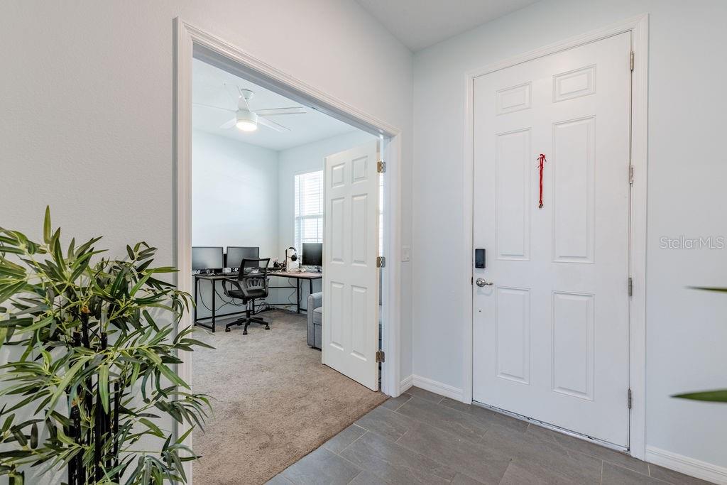 Entry/Office/bedroom