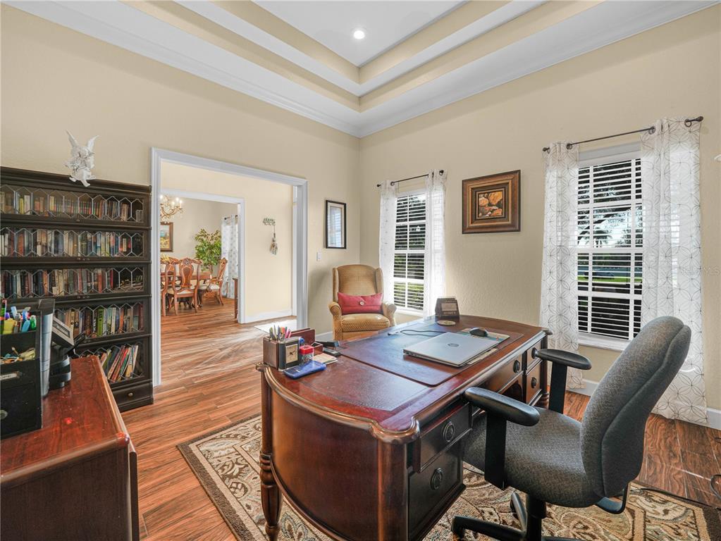 Property for sale at 2113 LONGLEAF CIRCLE, LAKELAND, FL, 33810