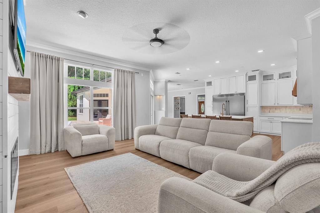 Property for sale at 5806 AUDUBON MANOR BOULEVARD, LITHIA, FL, 33547