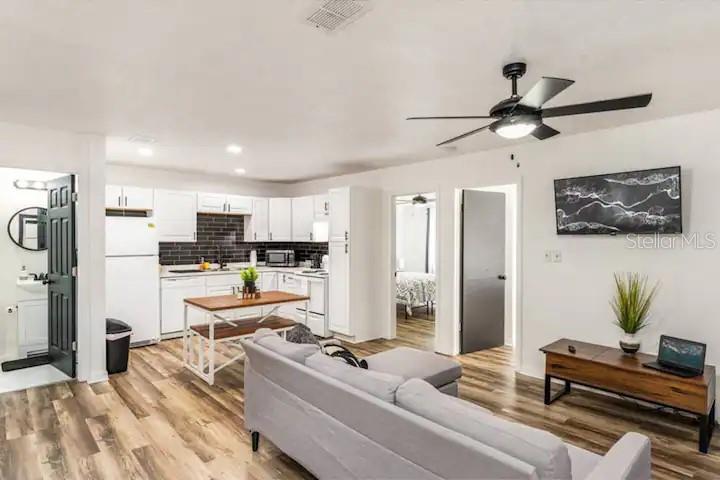 Property for sale at 2301 CARLTON DRIVE, ORLANDO, FL, 32806