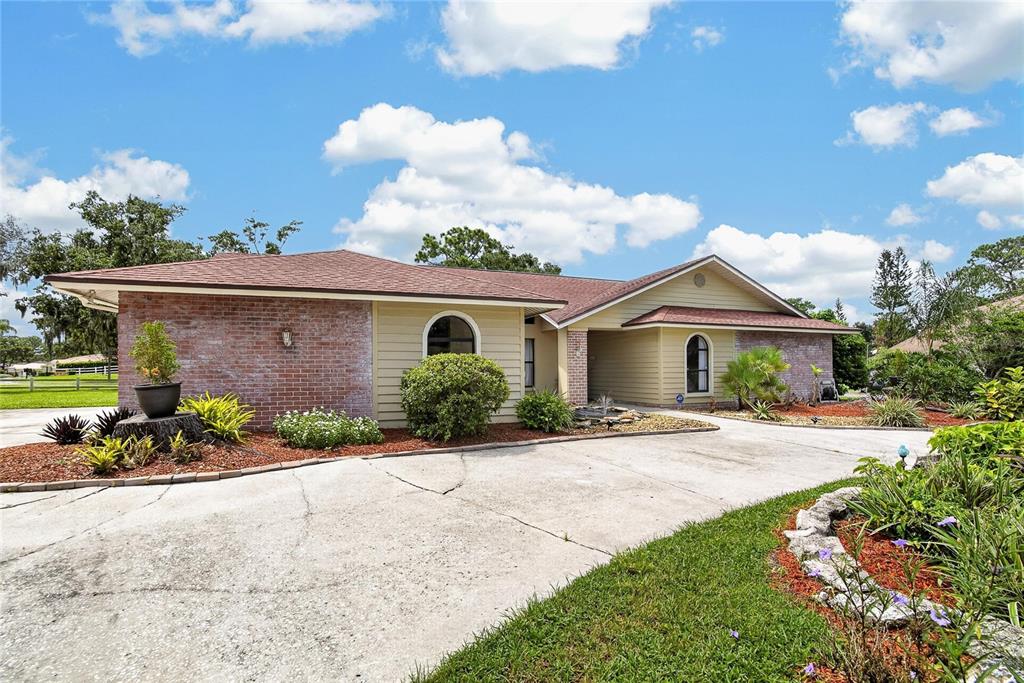 Property for sale at 2814 HAMMOCK DRIVE, PLANT CITY, FL, 33566