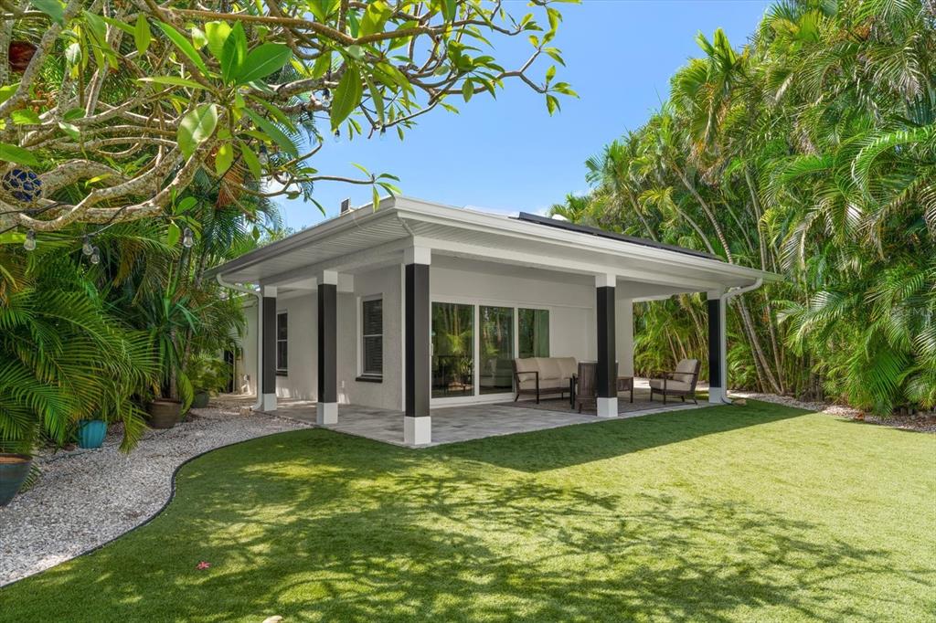 Property for sale at 1907 BAY BOULEVARD, INDIAN ROCKS BEACH, FL, 33785