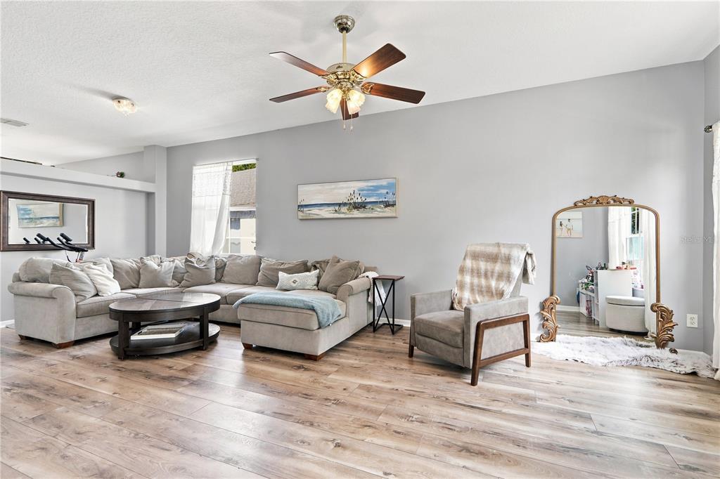 Property for sale at 1732 NESTLEWOOD TRAIL, ORLANDO, FL, 32837