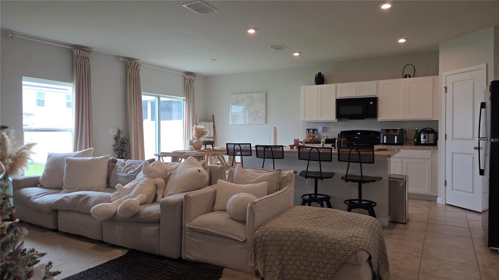 Property for sale at 1427 MADISON CIRCLE, HAINES CITY, FL, 33844