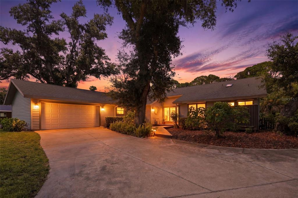 Property for sale at 881 PINTO CIRCLE, NOKOMIS, FL, 34275