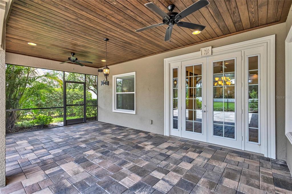 Custom ceiling