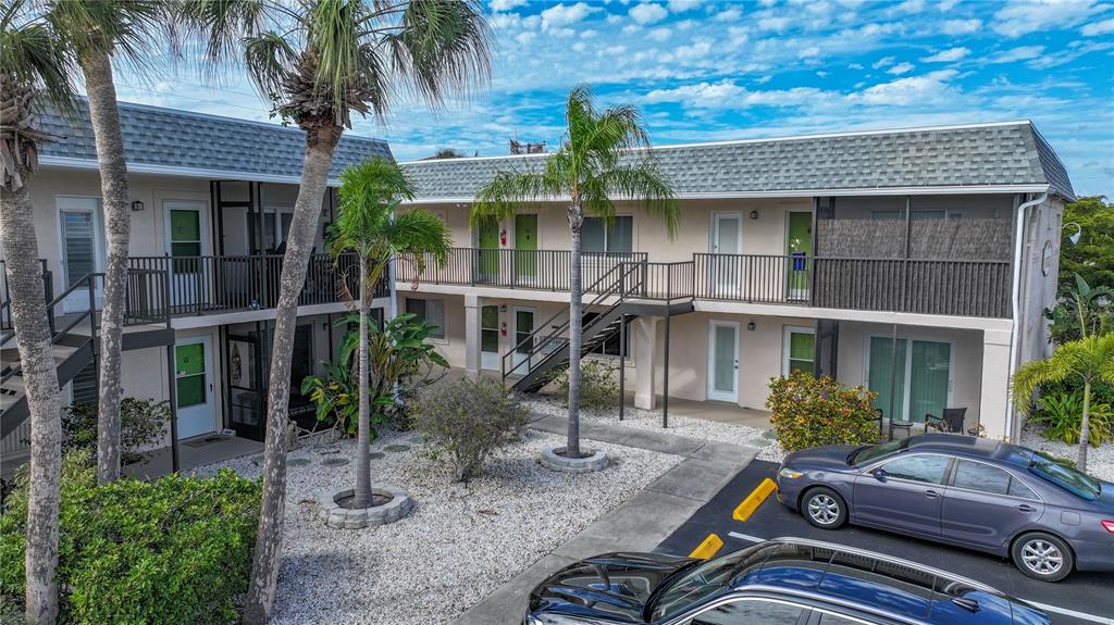 Property for sale at 612 GUILD DRIVE UNIT 18, VENICE, FL, 34285