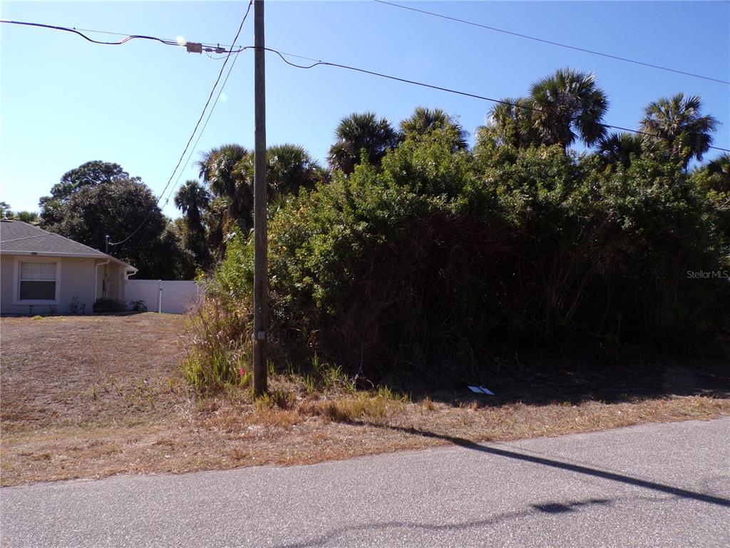 Property for sale at ALBATROS LANE, NORTH PORT, FL, 34288