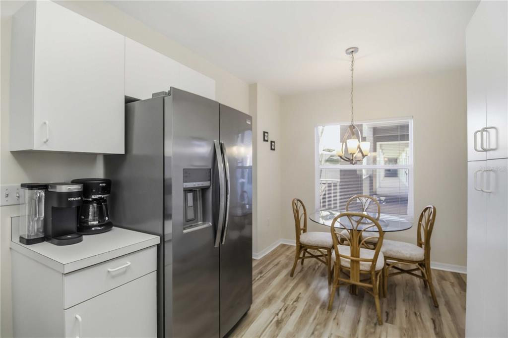 Kitchen and Breakfast Area