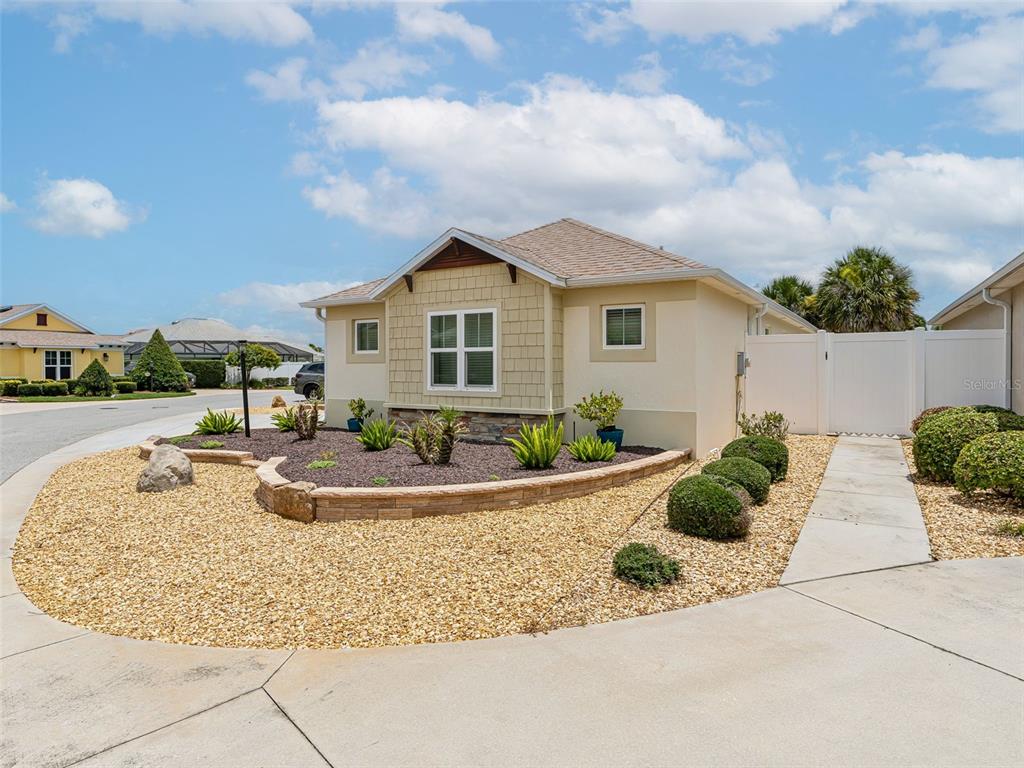 Property for sale at 2877 FEUSTEL AVENUE, THE VILLAGES, FL, 32163