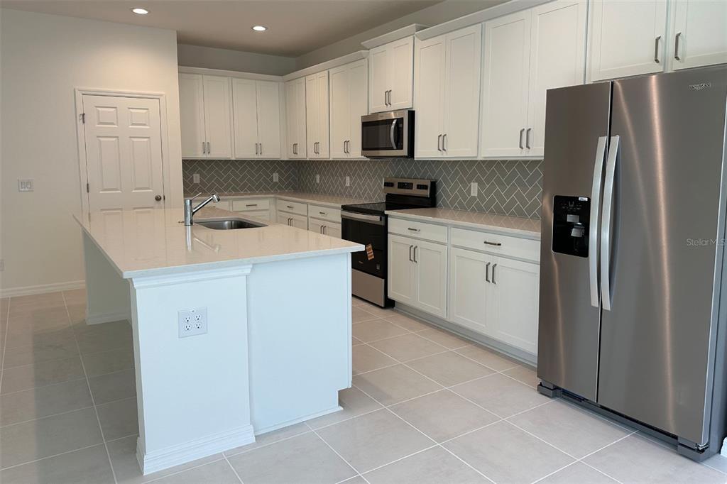 Property for sale at 733 FARFIELDS WAY, DELAND, FL, 32724