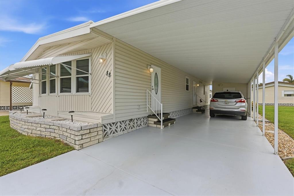 Property for sale at 808 53RD AVENUE E UNIT 88, BRADENTON, FL, 34203