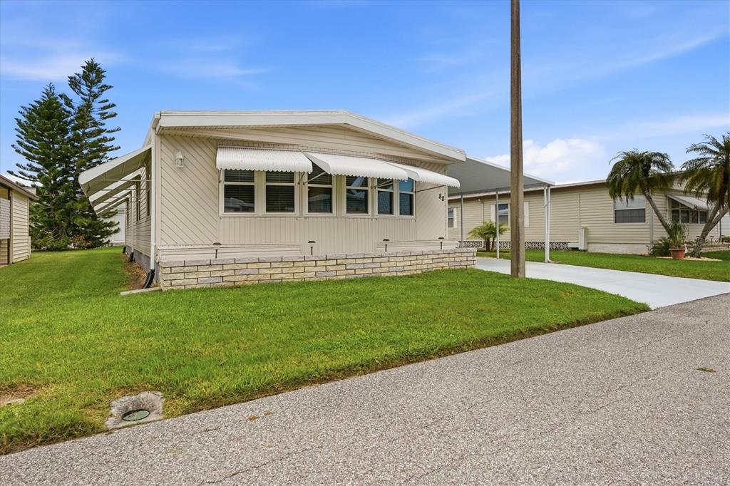 Property for sale at 808 53RD AVENUE E UNIT 88, BRADENTON, FL, 34203