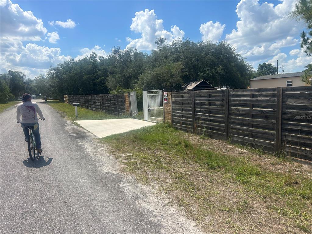 Property for sale at 4 EDEN CEMETERY ROAD, FROSTPROOF, FL, 33843