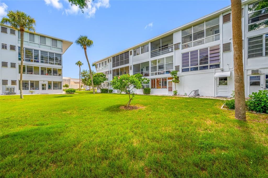 Property for sale at 8075 112 STREET UNIT 104, SEMINOLE, FL, 33772