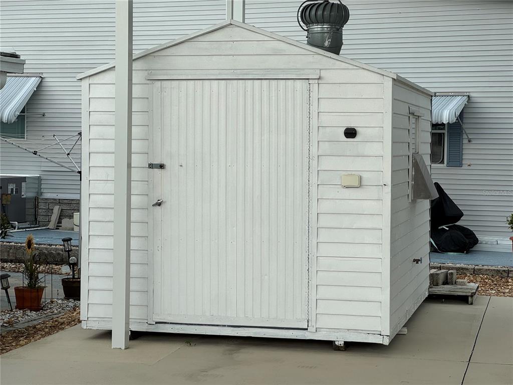 Shed