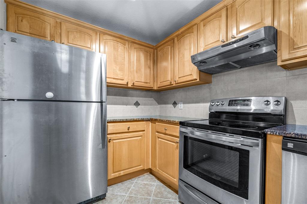 Property for sale at 6150 GULFPORT BOULEVARD S UNIT 515, GULFPORT, FL, 33707