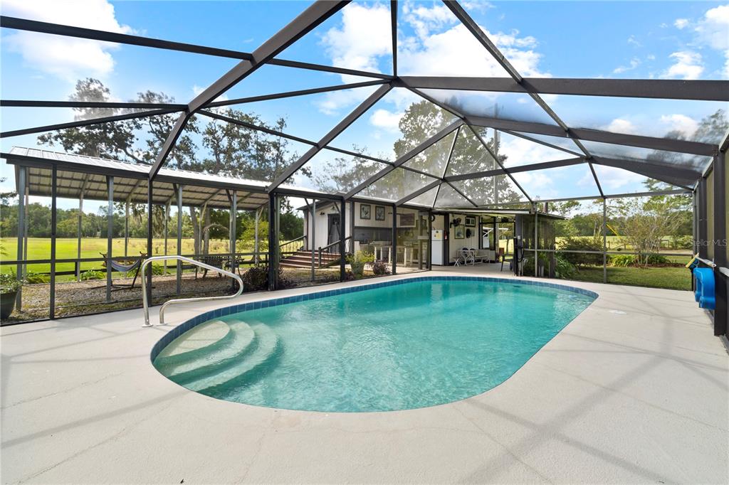 2nd dwelling: Private Cottage featuring en-suite  . Outdoor Kitchen . in-ground pool