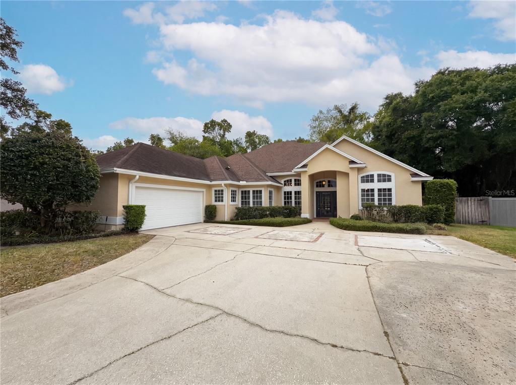 Property for sale at 680 MACGLENROSS DRIVE, OVIEDO, FL, 32765