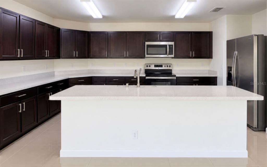 Property for sale at 604 SARNER PASS WAY, WINTER HAVEN, FL, 33881