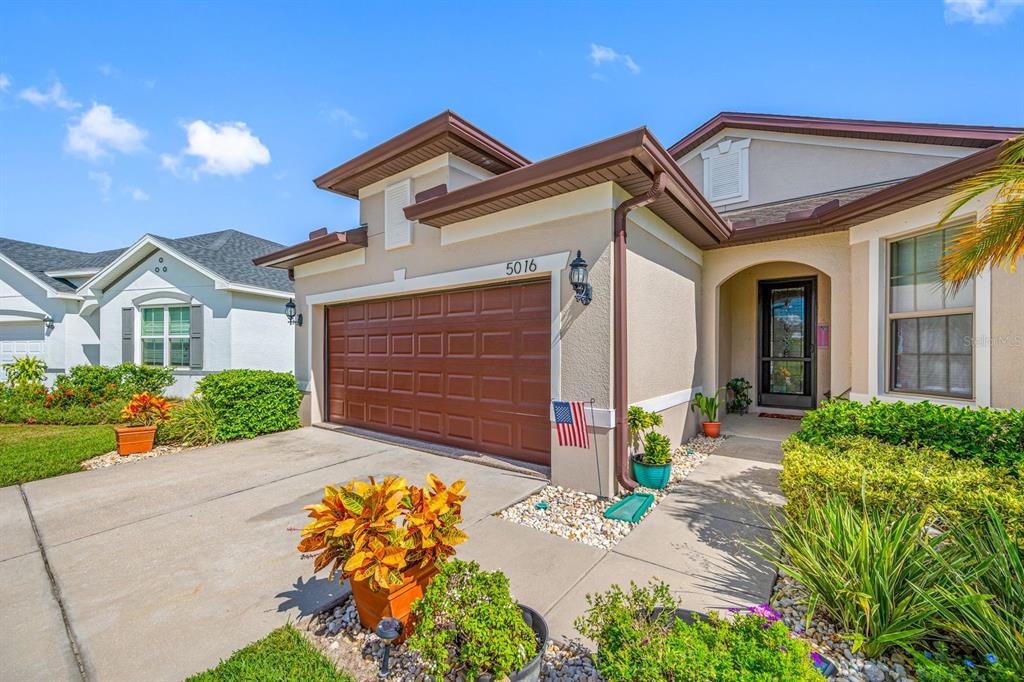 Property for sale at 5016 BELLA ARMONIA CIRCLE, WIMAUMA, FL, 33598