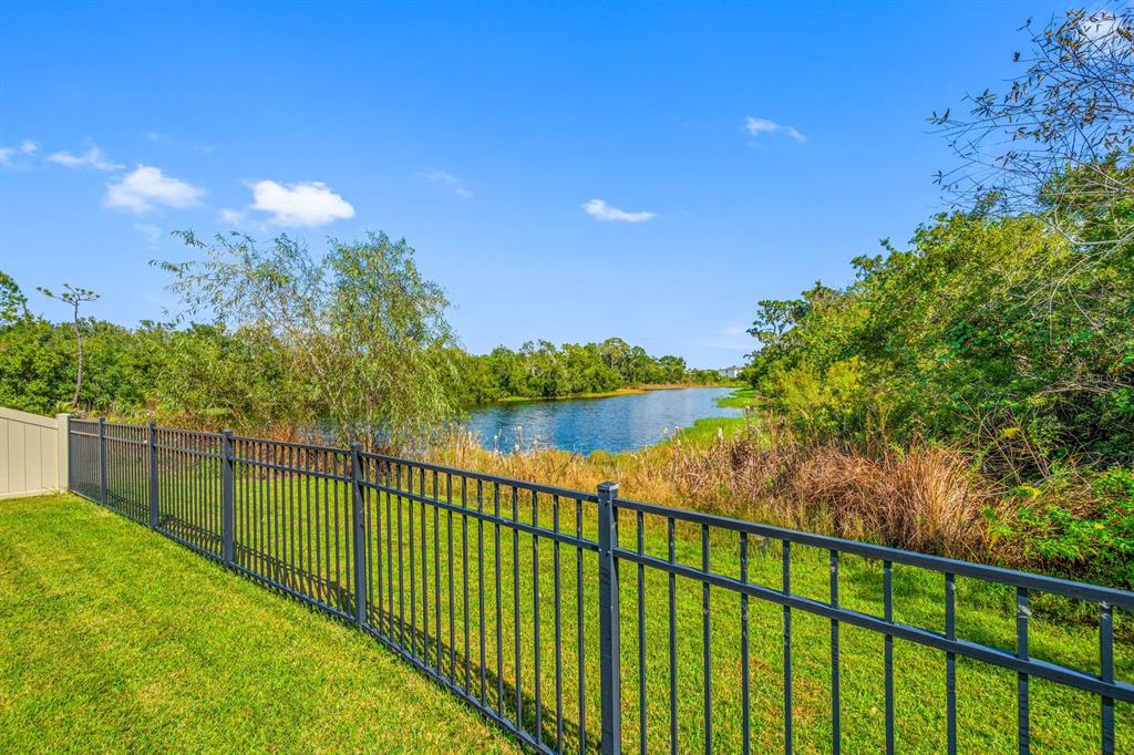 Property for sale at 5016 BELLA ARMONIA CIRCLE, WIMAUMA, FL, 33598