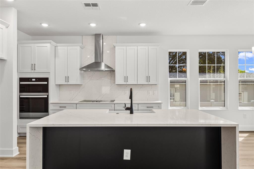 Property for sale at 324 37TH AVENUE, ST PETERSBURG, FL, 33704