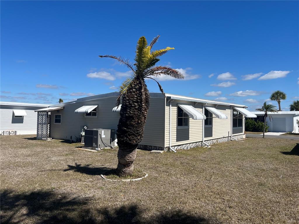 Property for sale at 828 TRENTO, VENICE, FL, 34285