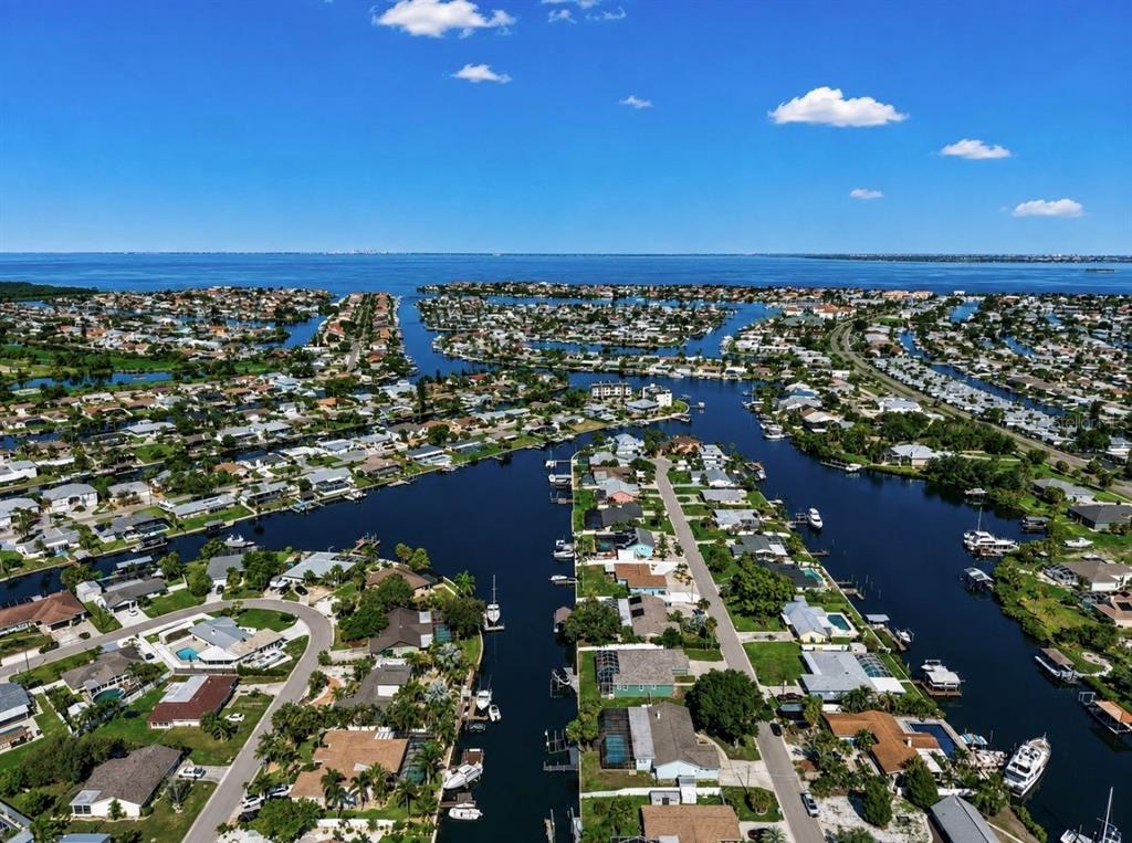 Property for sale at 708 SPANISH MAIN DRIVE, APOLLO BEACH, FL, 33572