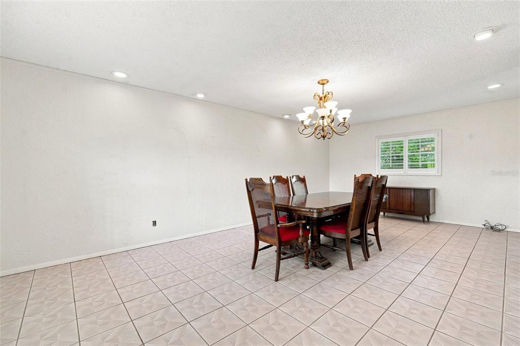 Property for sale at 2705 SILVER LAKE AVENUE, TAMPA, FL, 33614