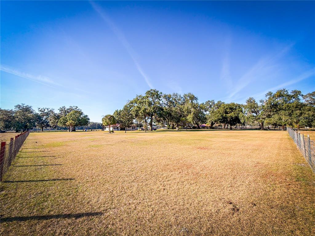Property for sale at 1199 CR 542G, BUSHNELL, FL, 33513