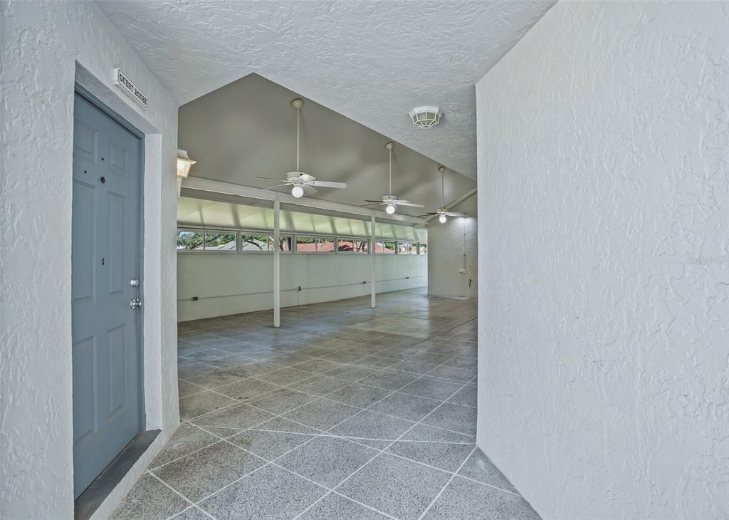 Covered Entrance & Private access to Casita