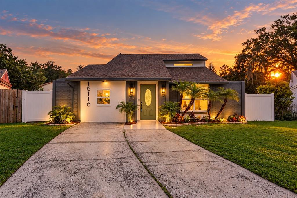 Property for sale at 16116 SANDCREST WAY, TAMPA, FL, 33618