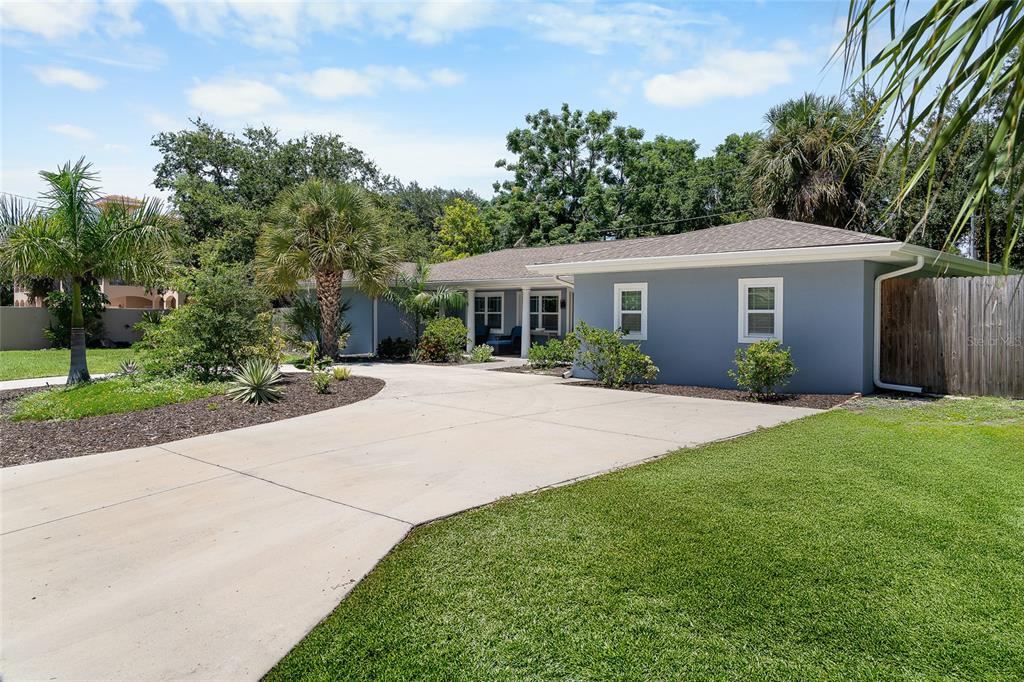 Property for sale at 771 INDIAN BEACH CIRCLE, SARASOTA, FL, 34234