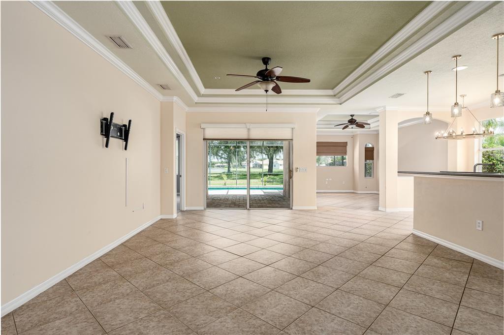 Property for sale at 8910 STONE HARBOUR LOOP, BRADENTON, FL, 34212