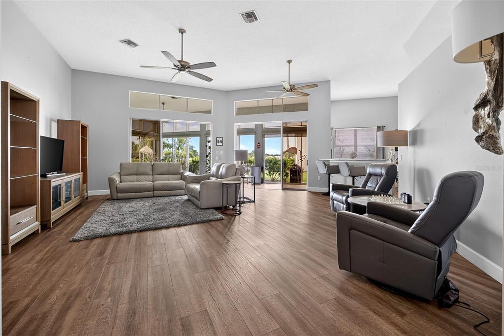 Property for sale at 632 CROSSFIELD CIRCLE UNIT 44, VENICE, FL, 34293