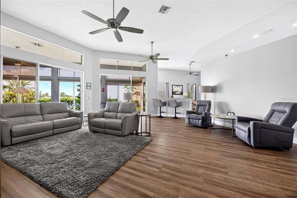 Property for sale at 632 CROSSFIELD CIRCLE UNIT 44, VENICE, FL, 34293