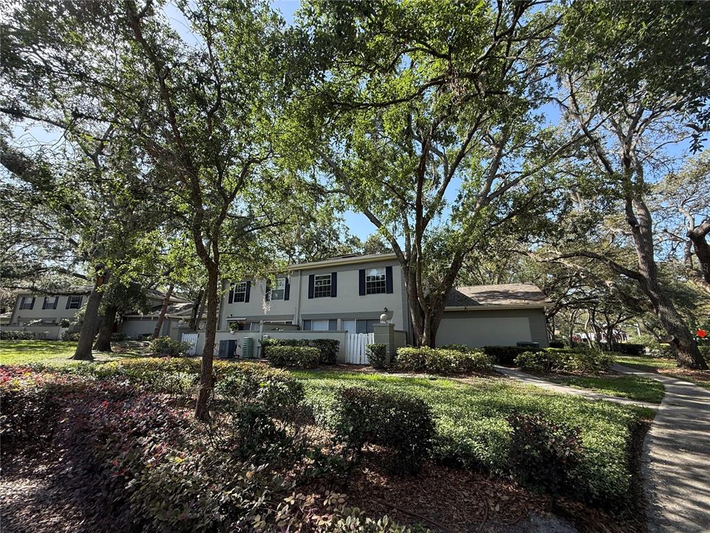 Property for sale at 6206 DEWDROP WAY, TEMPLE TERRACE, FL, 33617