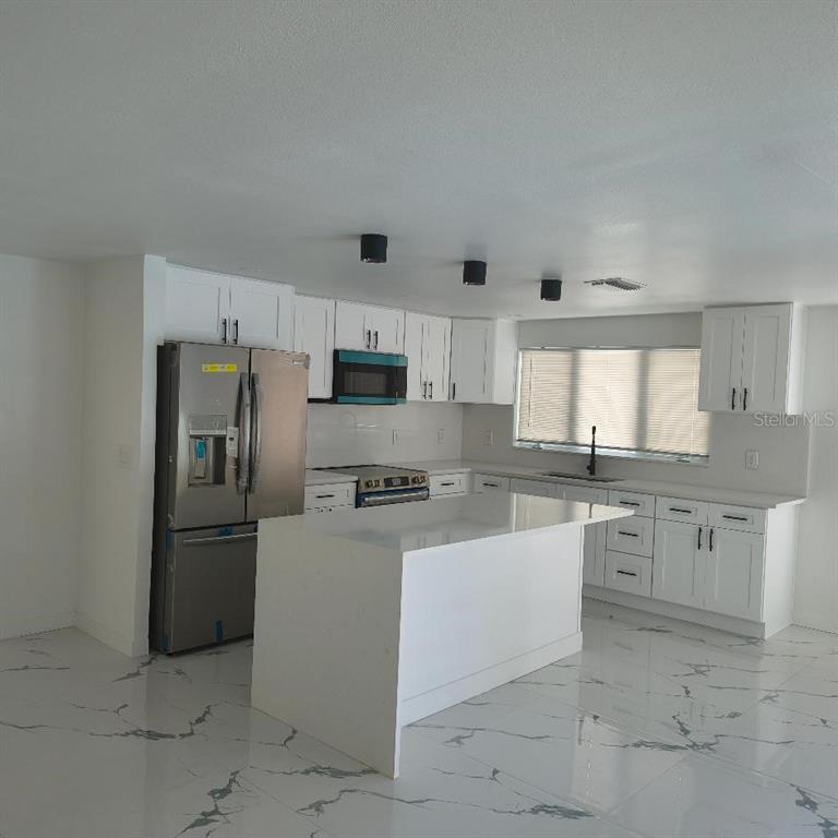 Property for sale at 7019 FOUNTAIN AVENUE, TAMPA, FL, 33634