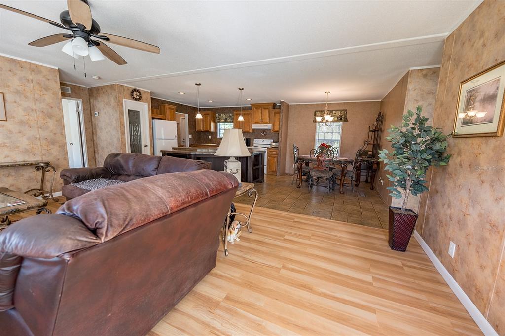 Property for sale at 21800 SW 15TH AVENUE, NEWBERRY, FL, 32669