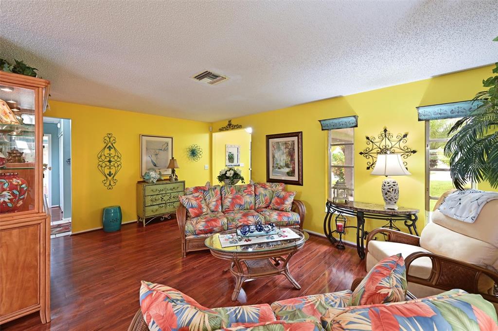 Property for sale at 811 ALDERWOOD WAY, SARASOTA, FL, 34243
