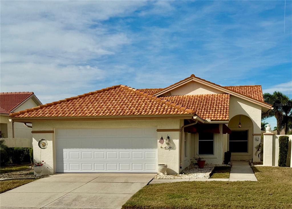 Property for sale at 4720 PERIDIA BOULEVARD E, BRADENTON, FL, 34203