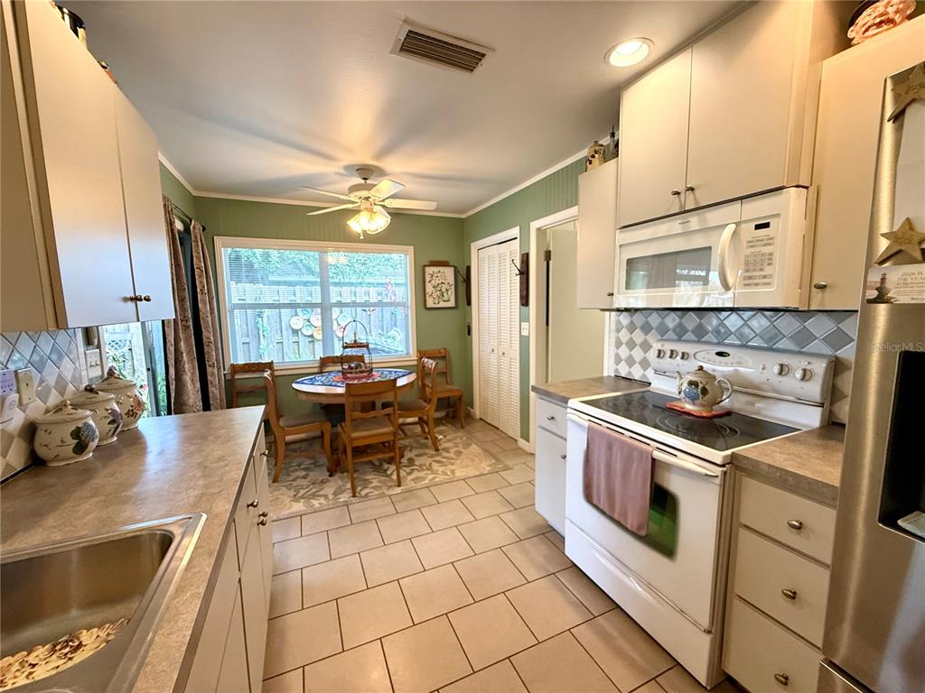 Property for sale at 400 BAYOU ROAD, WINTER HAVEN, FL, 33884
