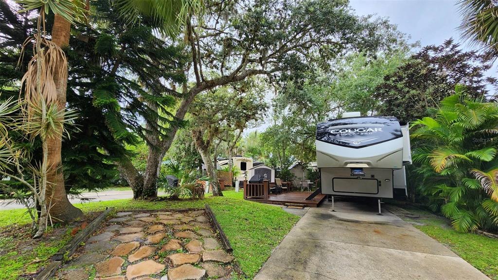 Property for sale at 251 SADDLE LANE, LAKE WALES, FL, 33898