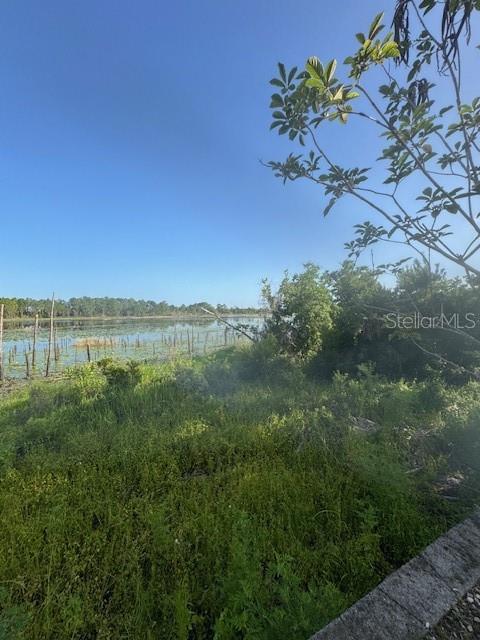 LAKE-VIEW
