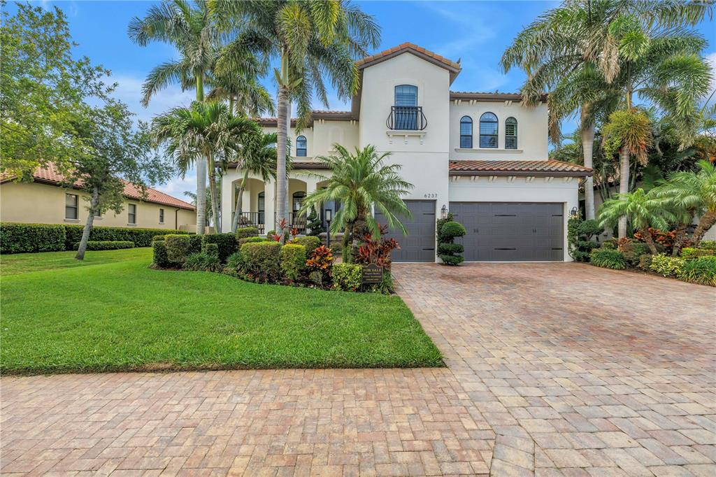 Property for sale at 6237 SIGNATURE POINTE LANE, BRADENTON, FL, 34210