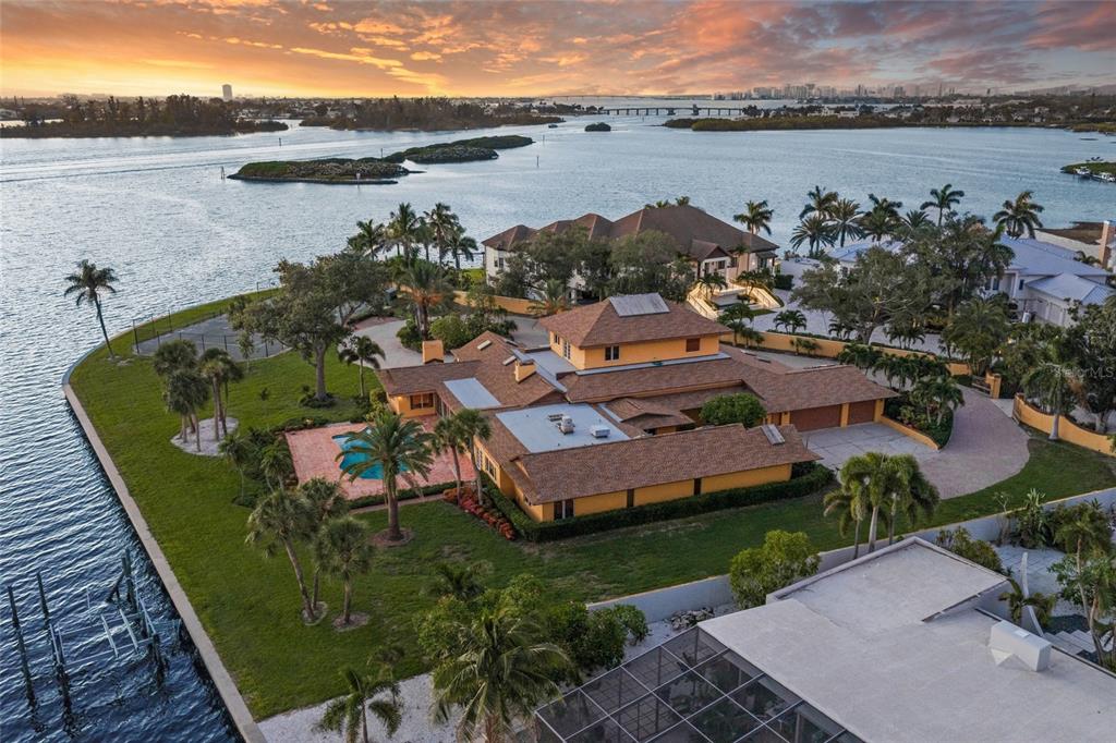 Property for sale at 1136 N LAKE SHORE DRIVE, SARASOTA, FL, 34231