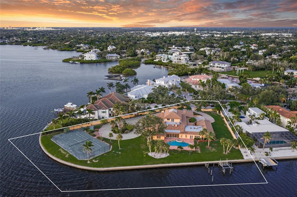 Property for sale at 1136 N LAKE SHORE DRIVE, SARASOTA, FL, 34231
