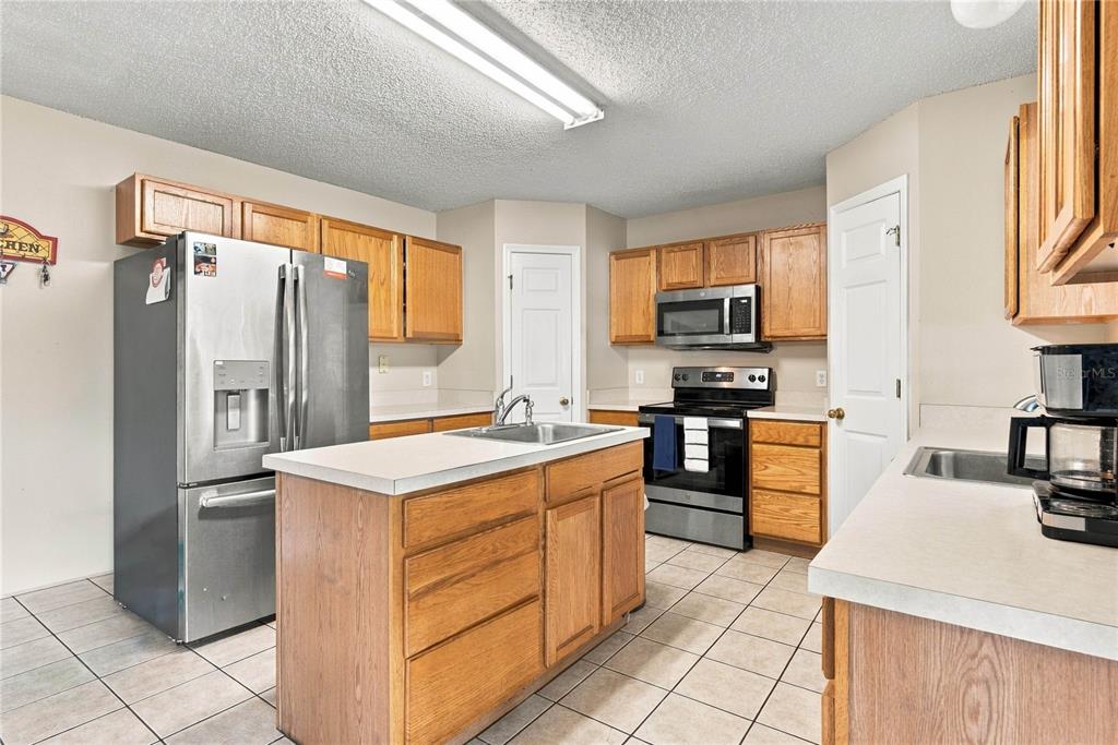 Property for sale at 2818 SHEILA DRIVE, APOPKA, FL, 32712